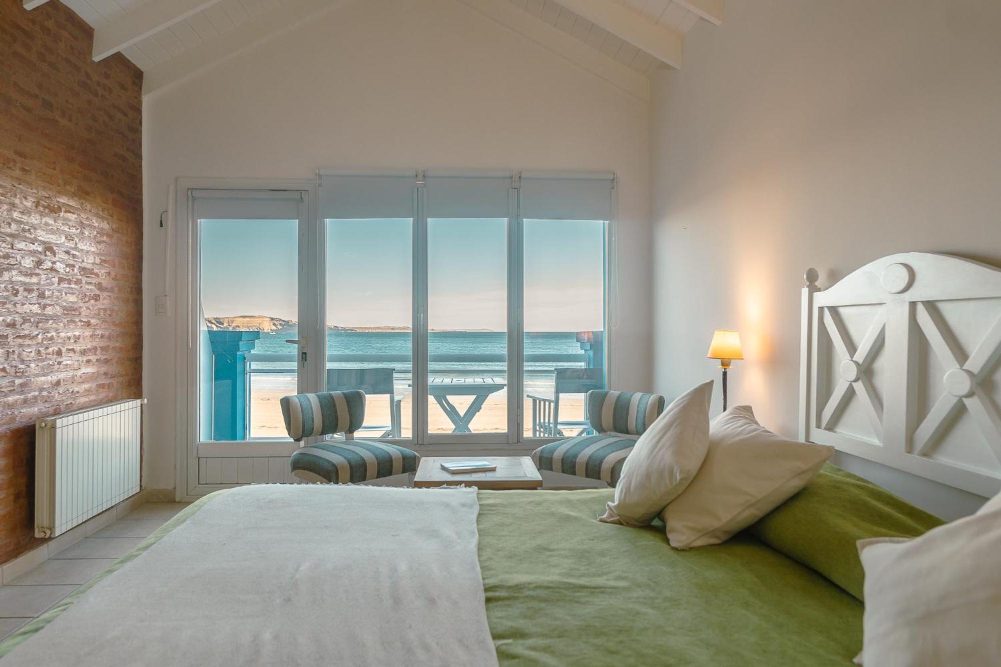 Rayentray Las Restingas Hotel De Mar Puerto Pirámides Eksteriør billede