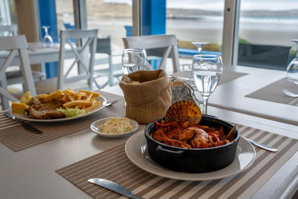 Rayentray Las Restingas Hotel De Mar Puerto Pirámides Eksteriør billede
