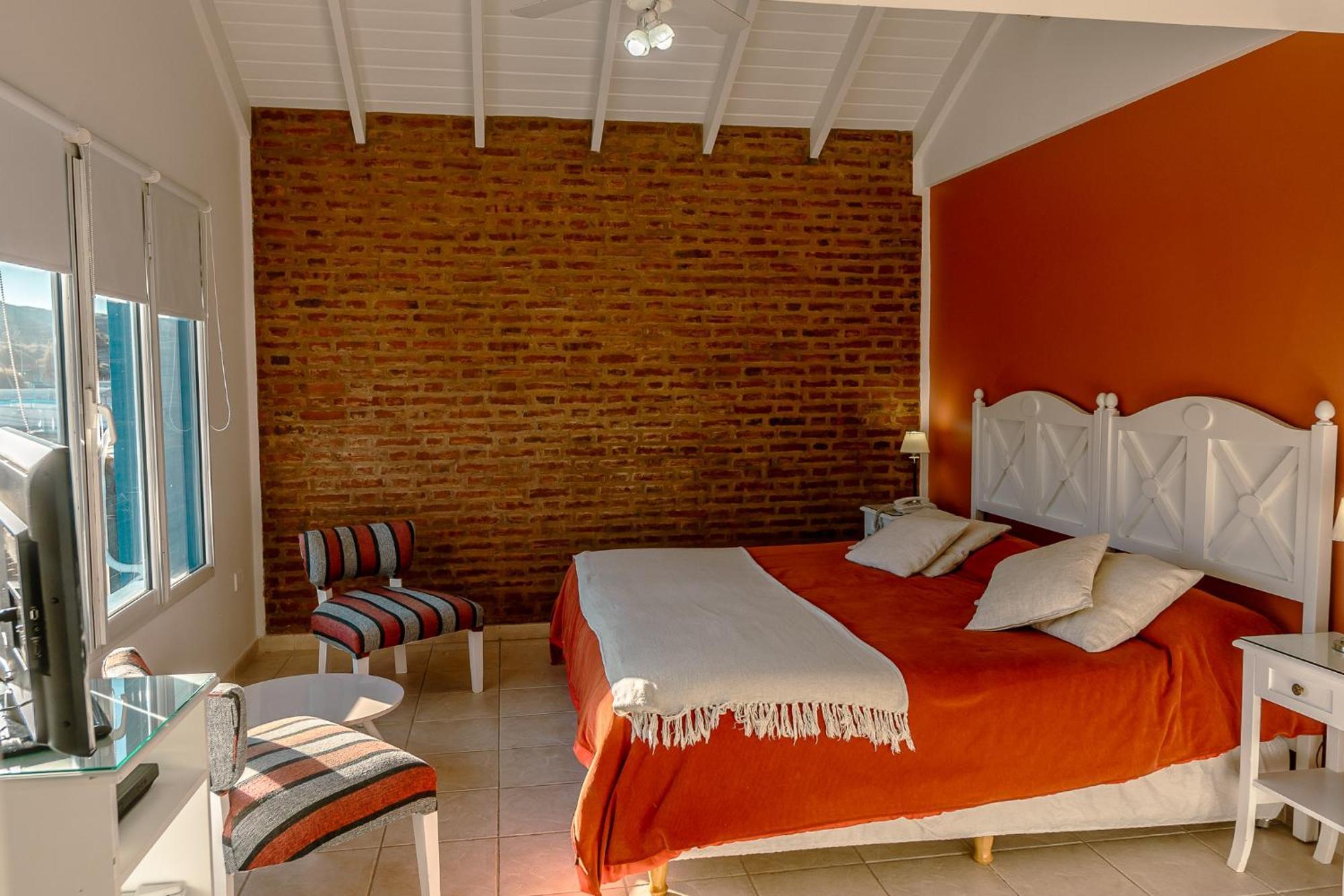 Rayentray Las Restingas Hotel De Mar Puerto Pirámides Eksteriør billede