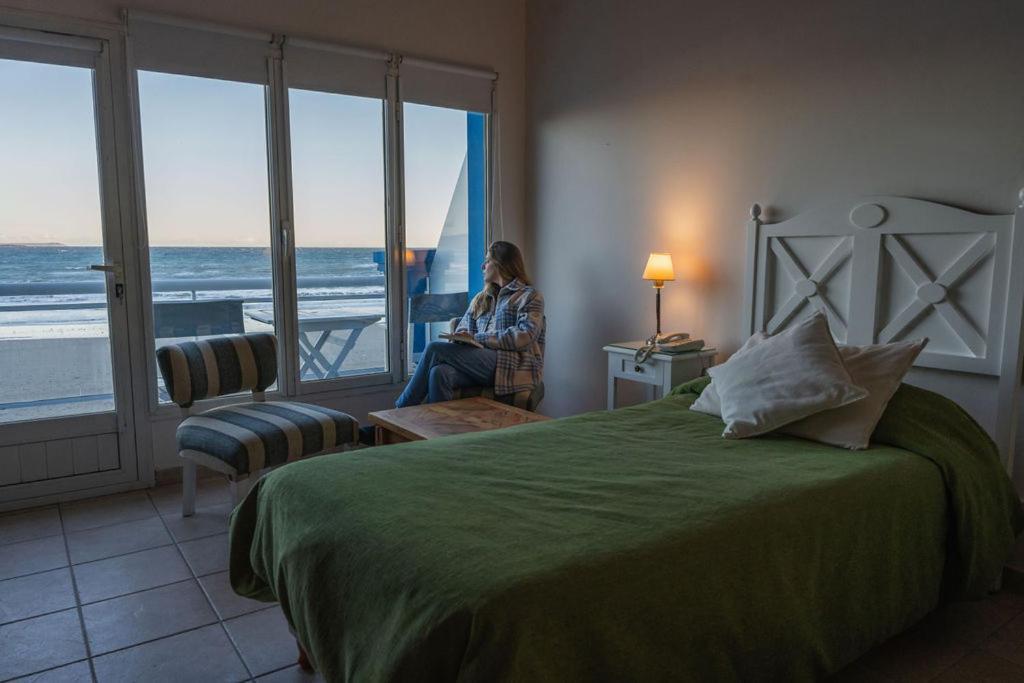 Rayentray Las Restingas Hotel De Mar Puerto Pirámides Eksteriør billede